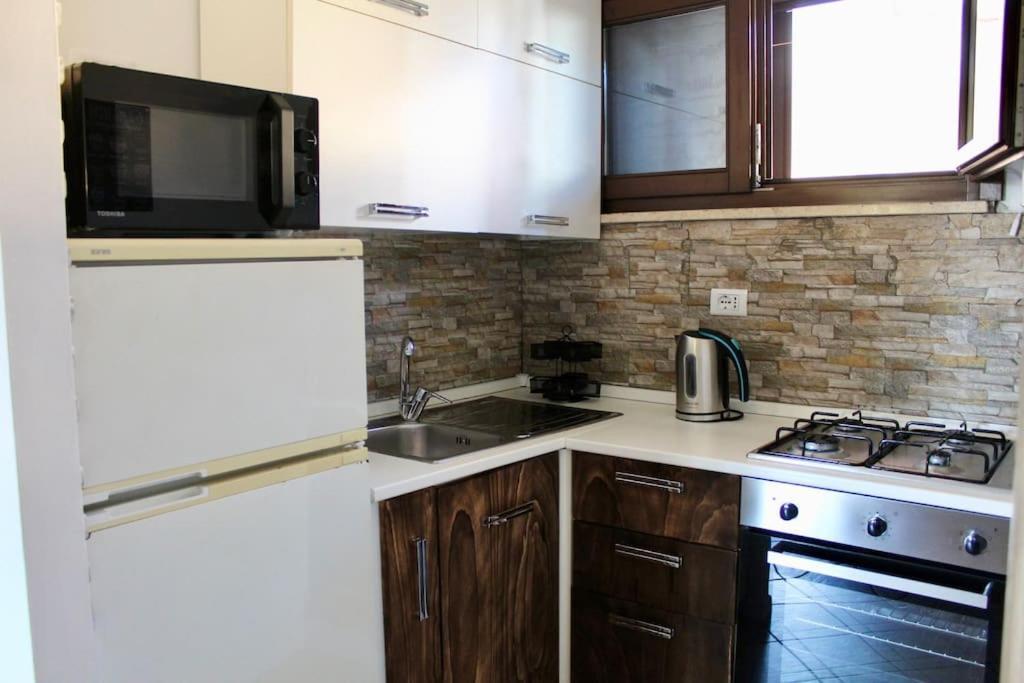 Apartament The Garden House Fco, Self Check In And Free Private Parking Fiumicino Zewnętrze zdjęcie